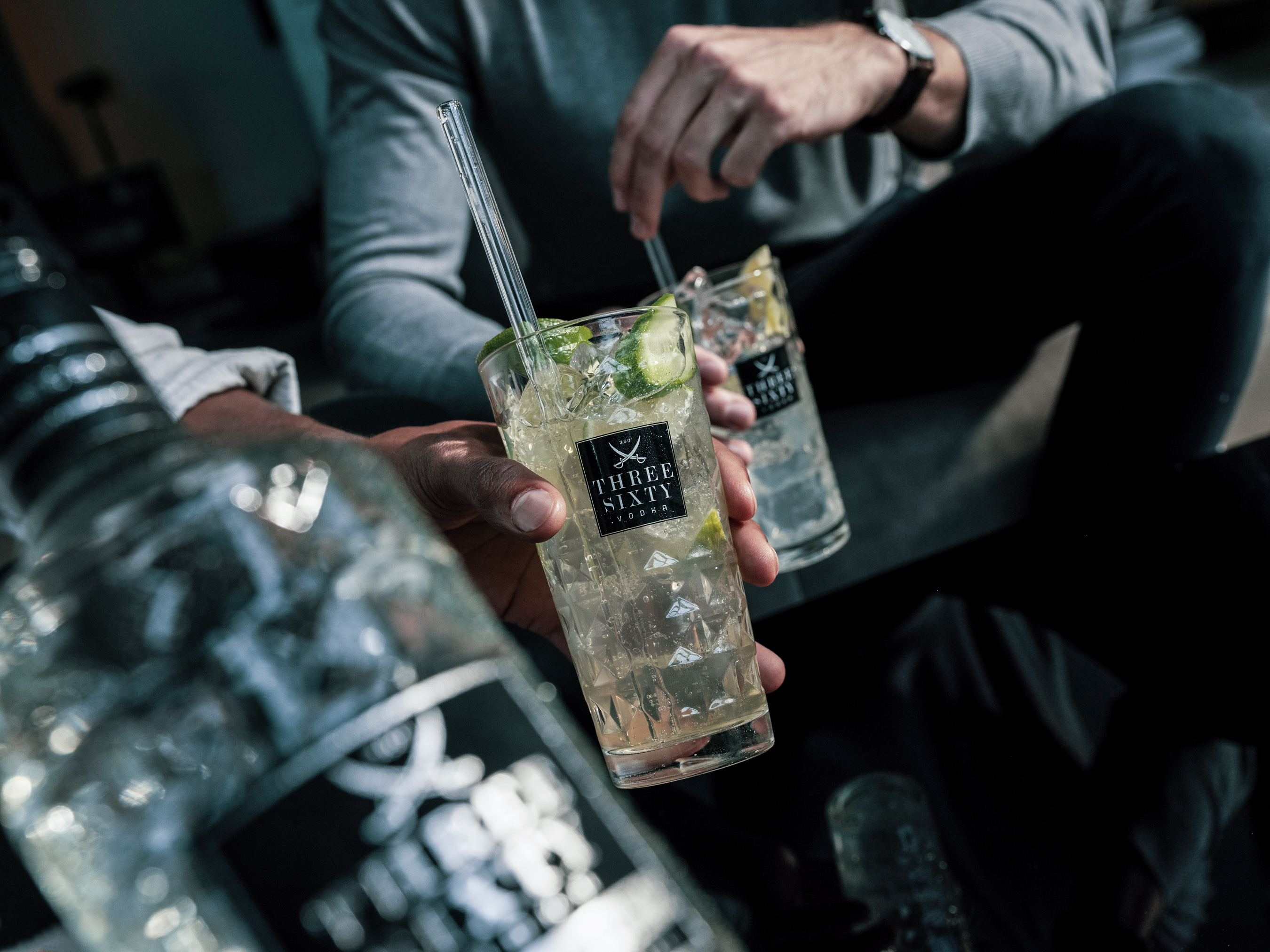 THREE SIXTY Vodka 0,7l im Glas