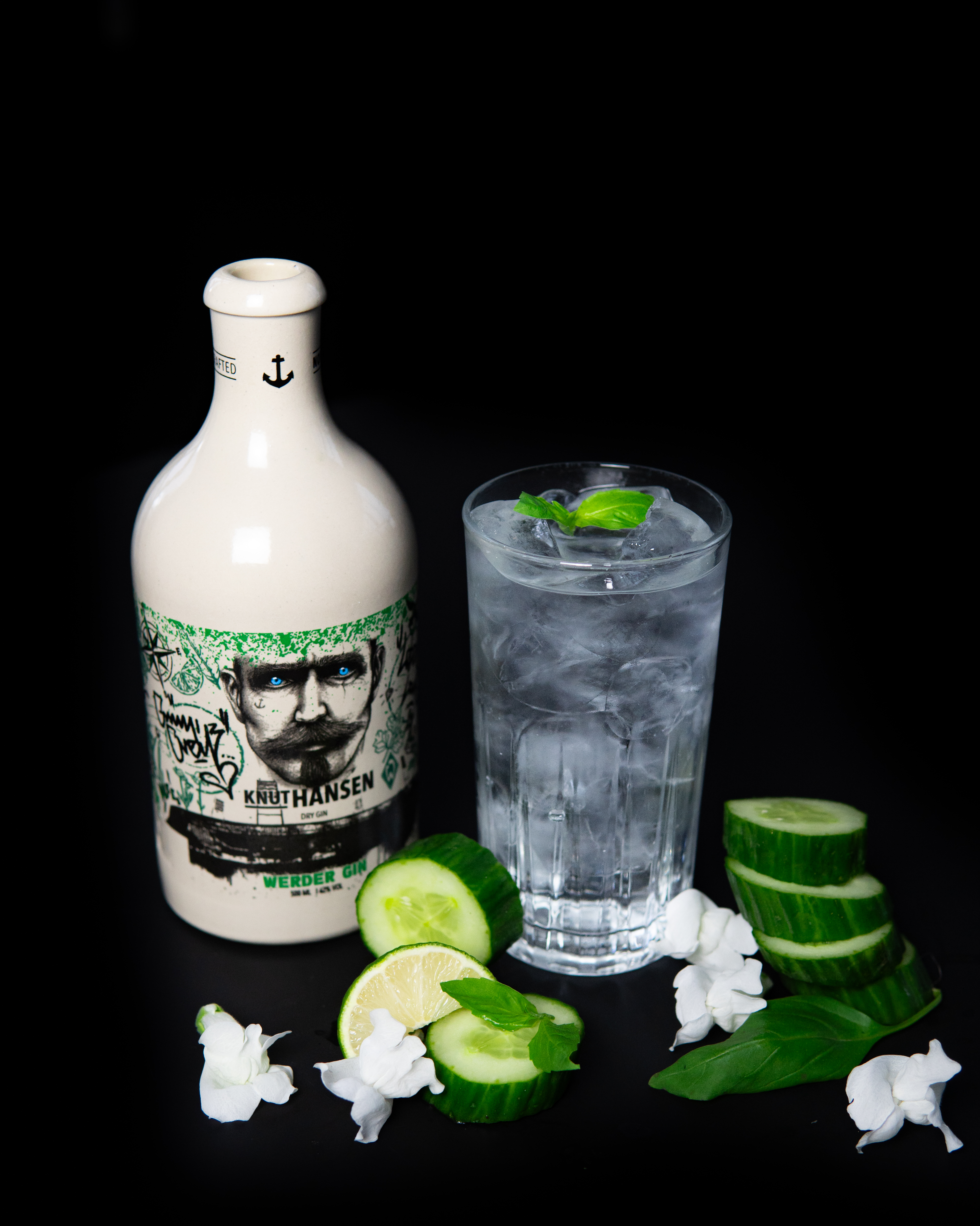 KNUT HANSEN Dry Gin Werder Bremen® Edition 0,5l im Glas