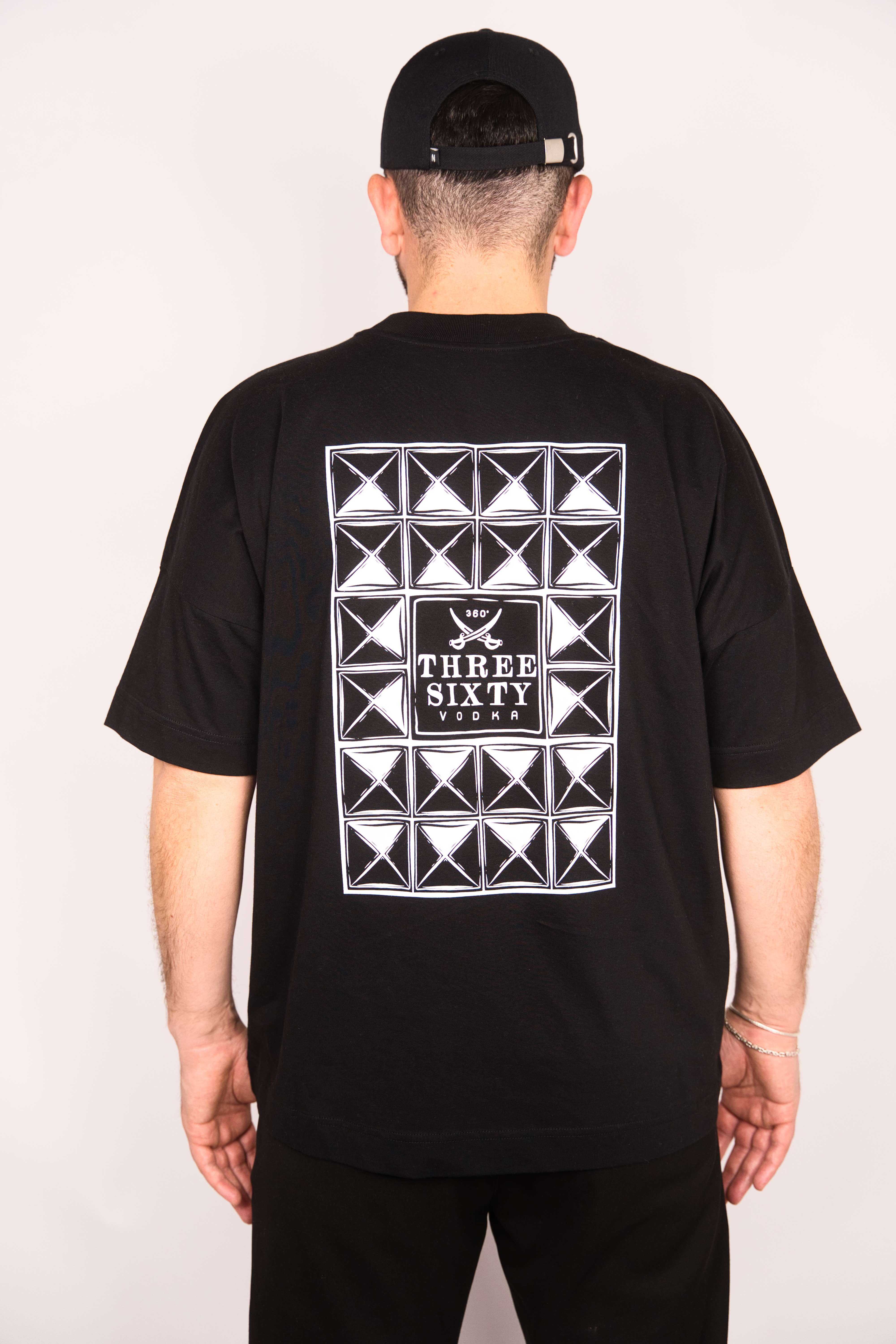 Produktabbildung THREE SIXTY Shirt Facet Cut Graffiti