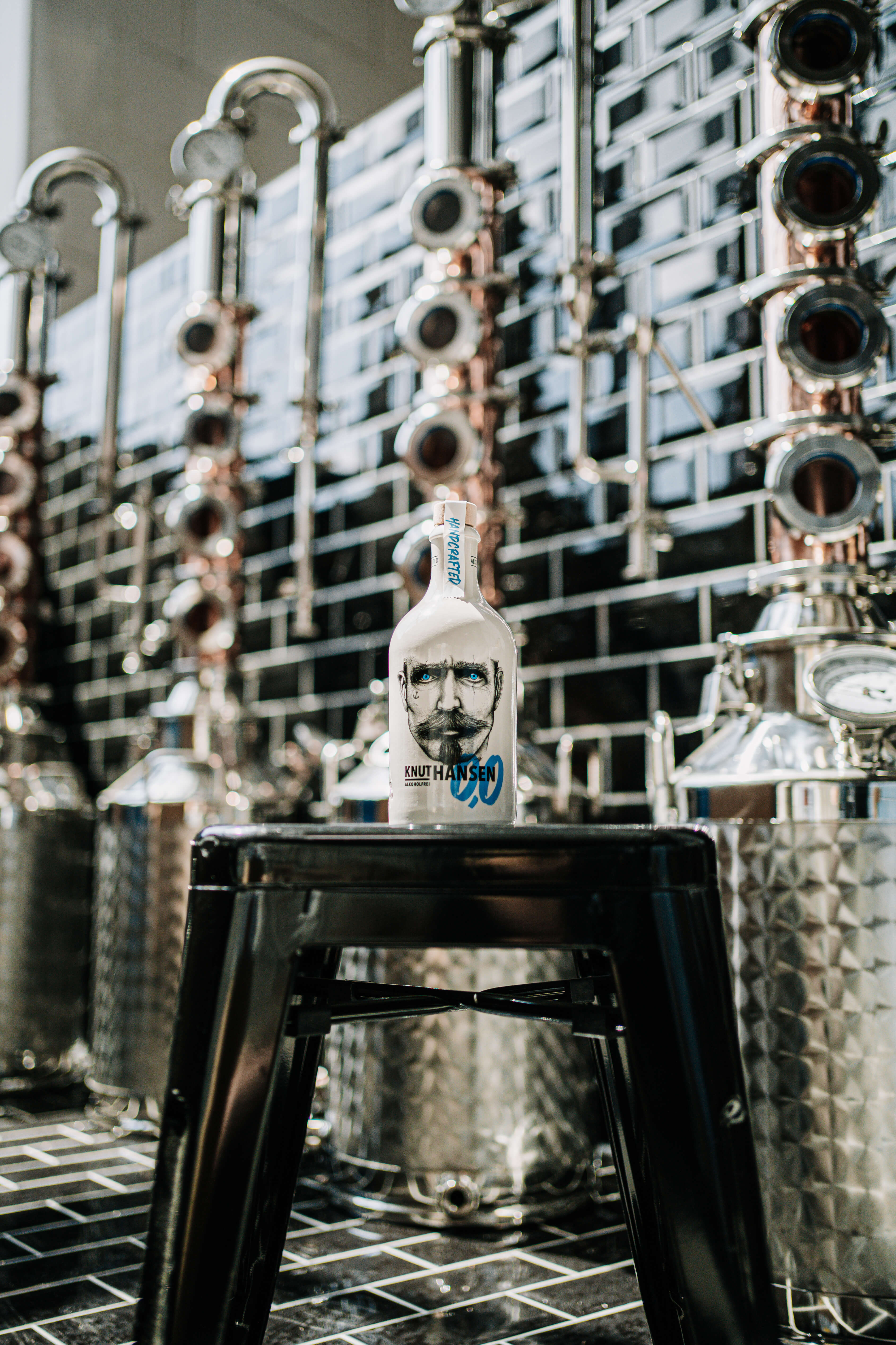 KNUT HANSEN 0,5l alkoholfrei in der Destillerie